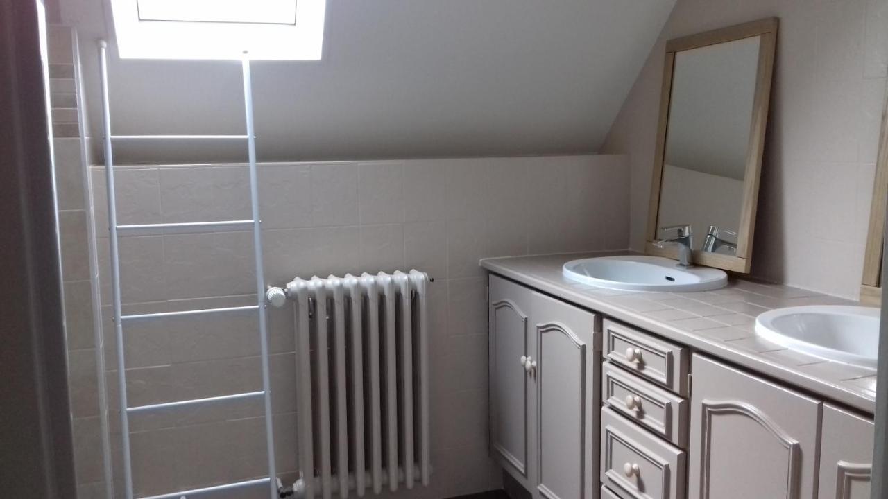 Grand Appartement Tout Confort Proche De Chambord Saint-Claude-de-Diray エクステリア 写真
